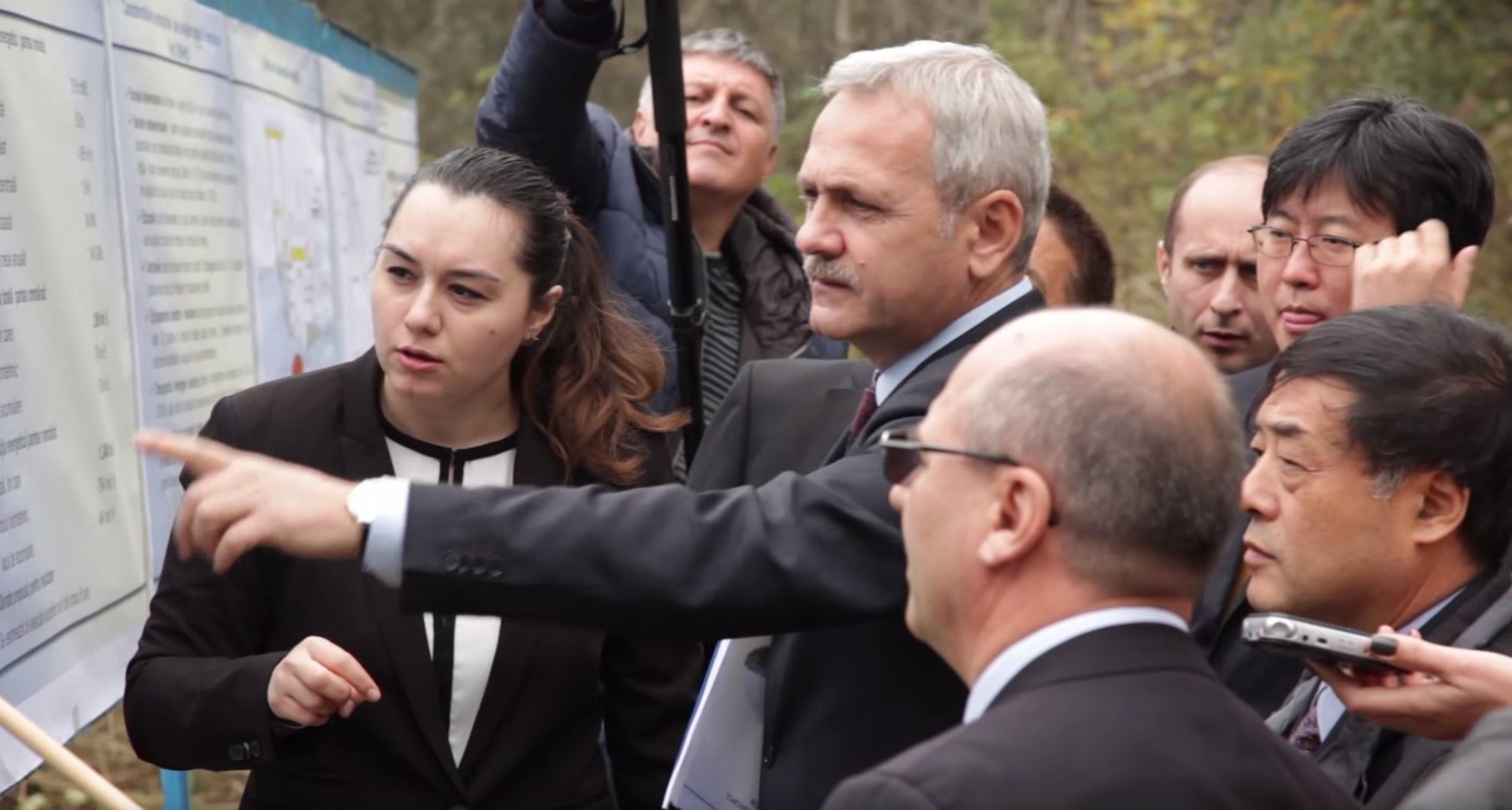 Liviu Dragnea, Adrian Gadea pe drumul lui Ceausescu, langa Insula Belina, 2014